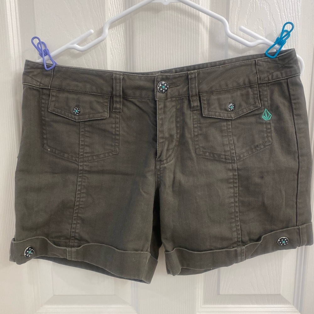 Volcom woman’s shorts